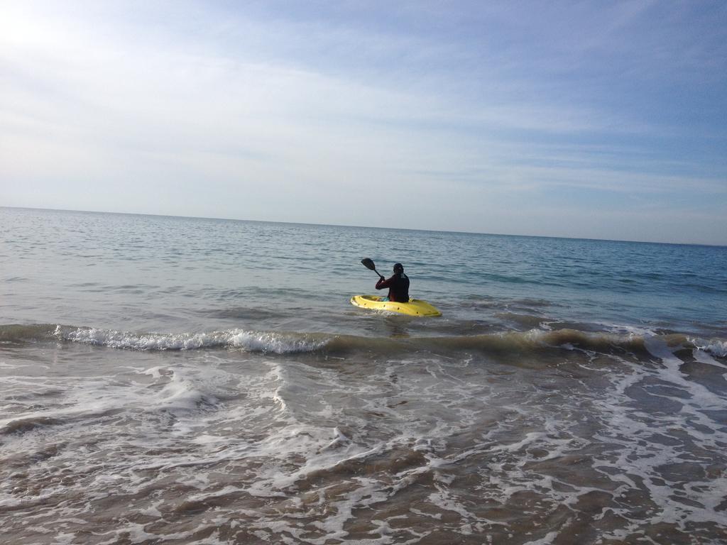 Aqua Marine Beach Resort Pasikuda Esterno foto